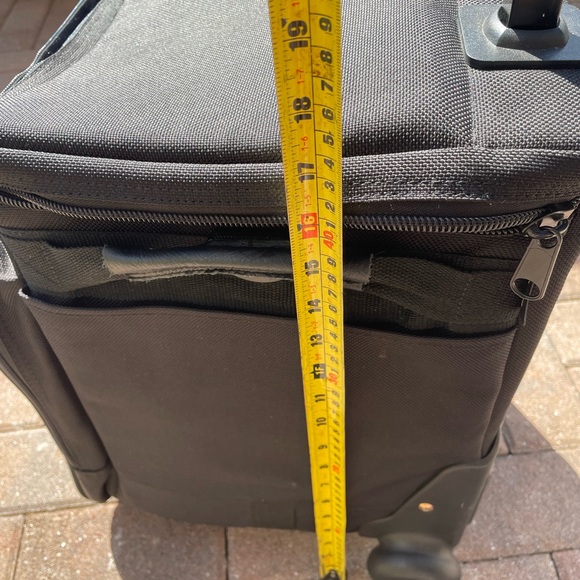 Wine bottle mover - Picture 5 of 13